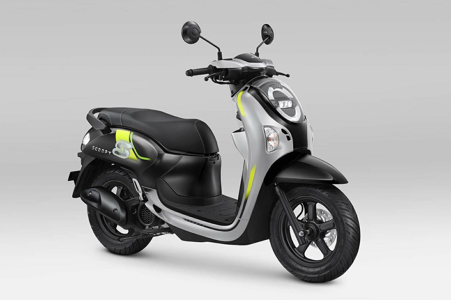 Honda Scoopy 2025 Putih Silver Hitam