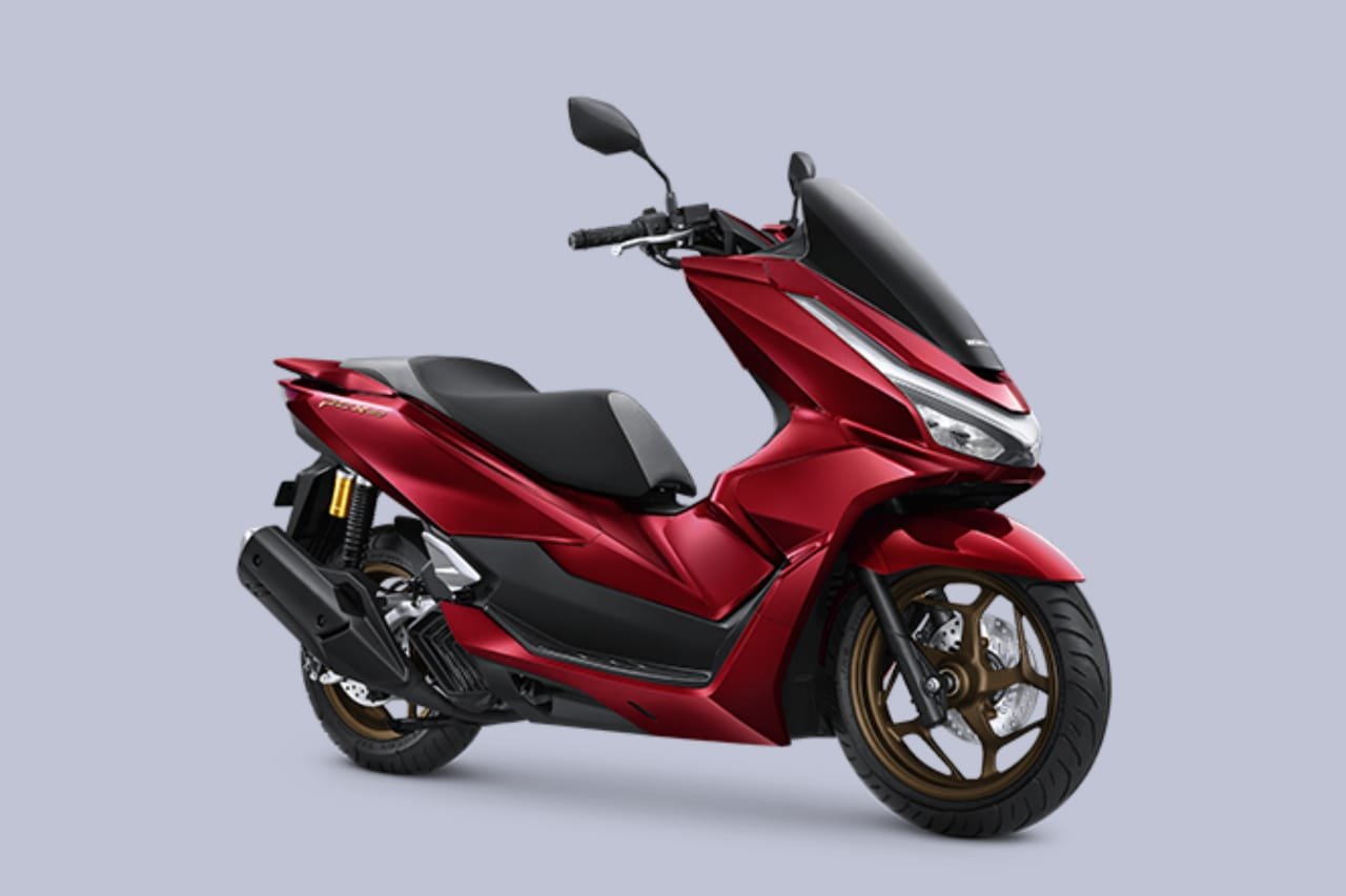 PCX 160 RoadySync Merah Candy